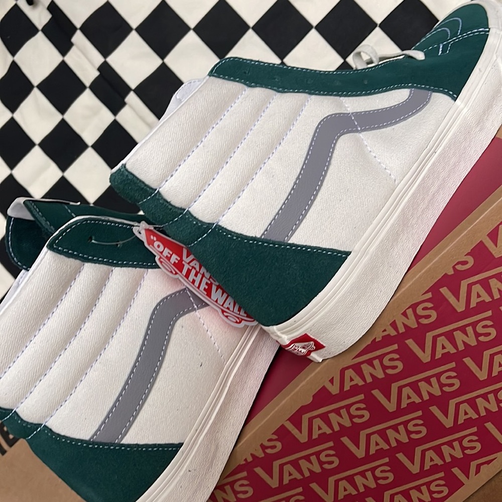 Vans Men’s Sk8-Hi Retro Sport Bistro Green Men’s sneakers - Picture 15 of 16